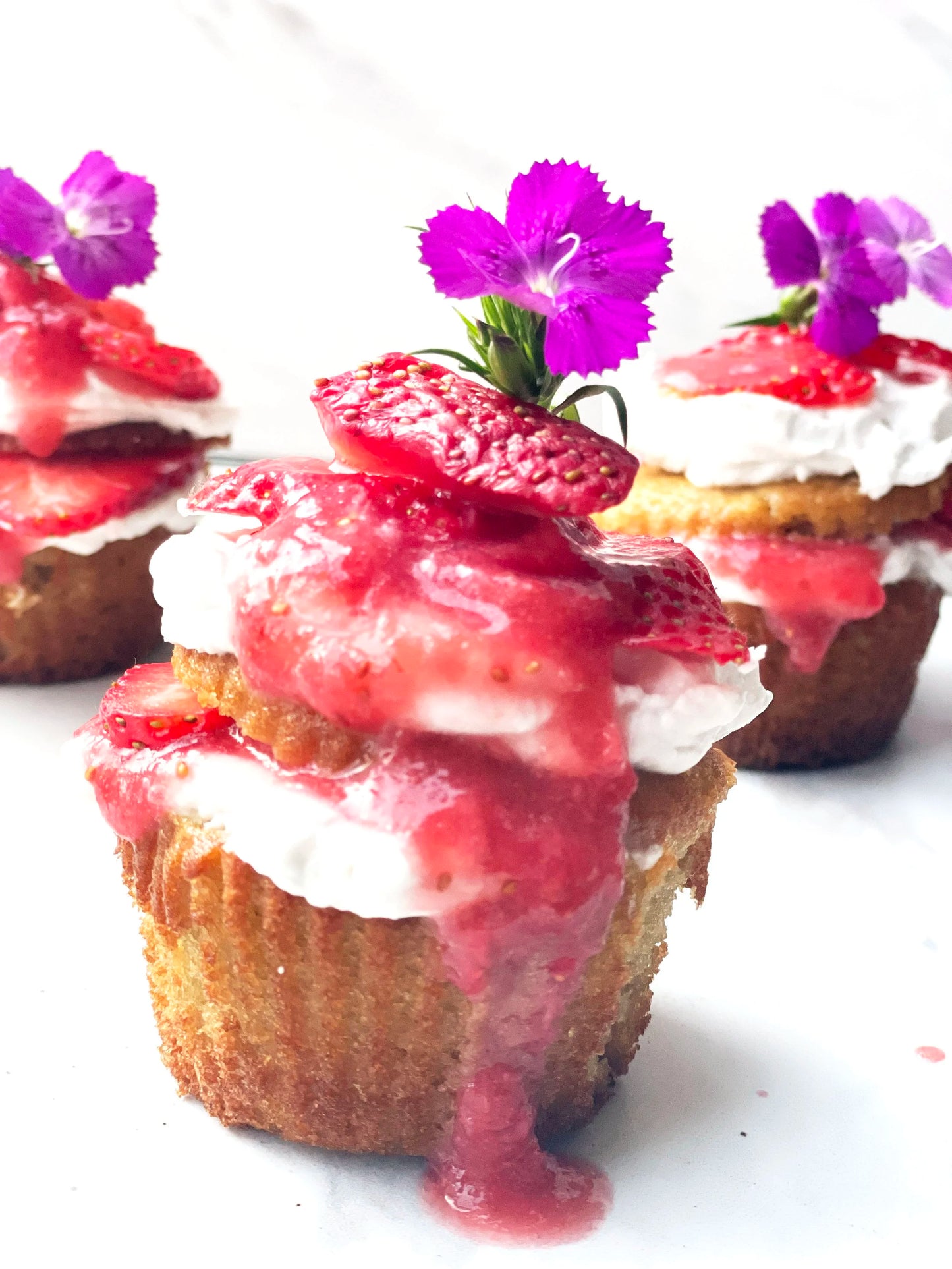 Strawberry Shortcake Muffin (MON)