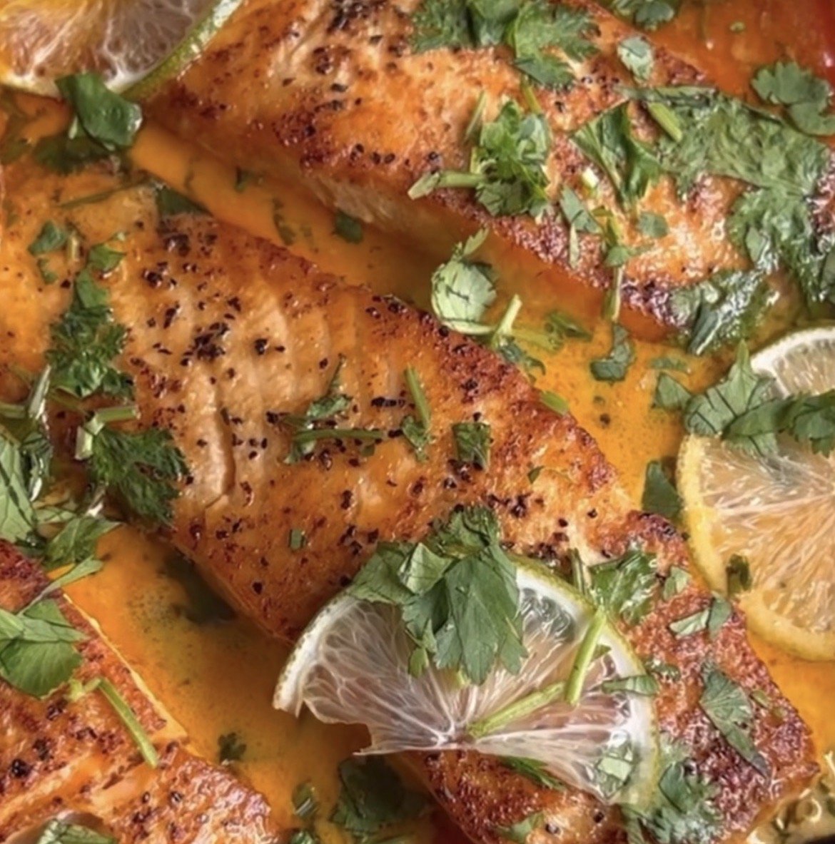 Coconut Curry Peanut Salmon with Veggies and Black Rice (WED)