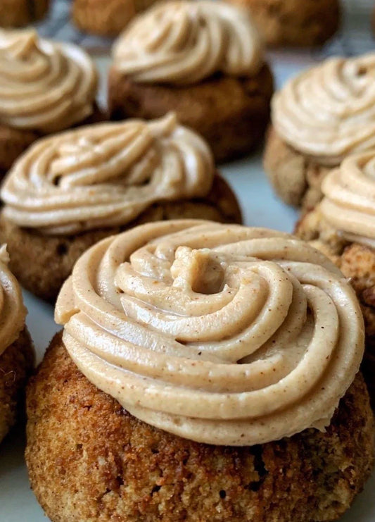 Churro Crumble Cupcakes