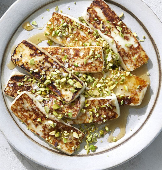 Pistachio-Crusted Halloumi with Roasted Carrot Salad (WED)