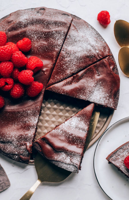 Chocolate Flourless Cake with Raspberry